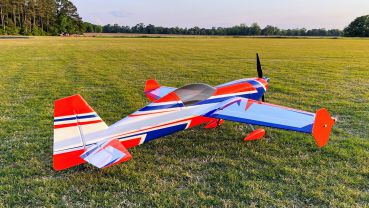 Extremeflight RC 67" Extra 260 Orange/Blau - ARF