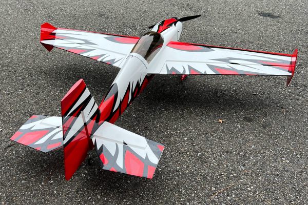 Extremeflight RC 60" Edge 540T V3 Dunkelrot/Weiss - ARF