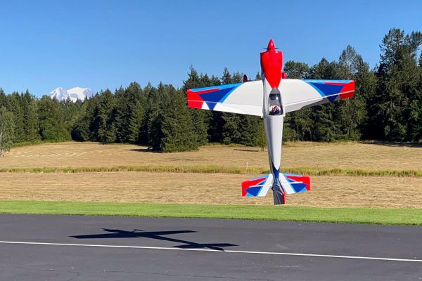 Extremeflight RC 104" Laser V2 Weiss/Blau/Rot/Silber - ARF